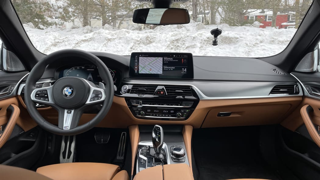 BMW 5 серии 2021. Обновленный интерьер